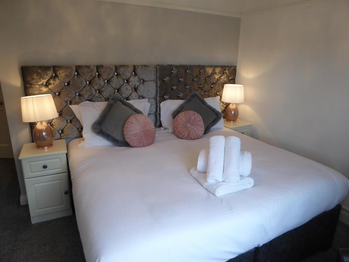 South View Country House Sleeps 12 - Hot Tub - Views Henley-in-Arden Exteriér fotografie