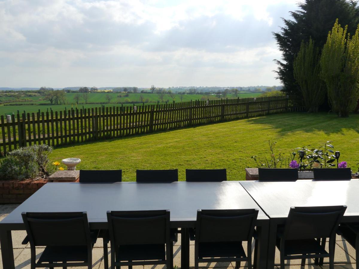 South View Country House Sleeps 12 - Hot Tub - Views Henley-in-Arden Exteriér fotografie